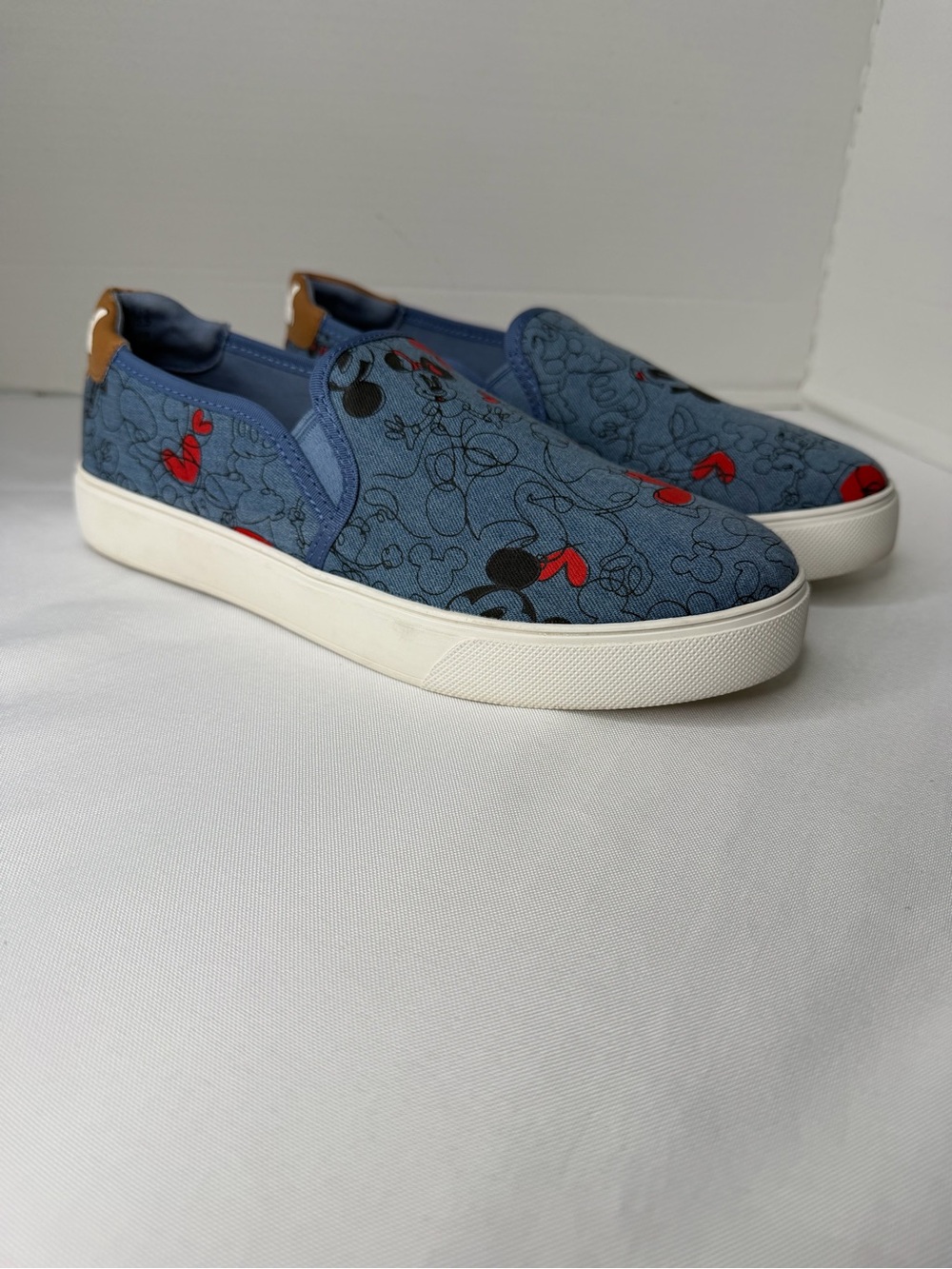 Disney X Aldo Limited Edition True Original Mickey Mouse Slip On Sneaker Size 8